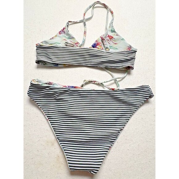 Bundle Bikini Swimwear Multiple Style Brands Sz S Multicolor Beach Pool 79-18 - Picture 5 of 11